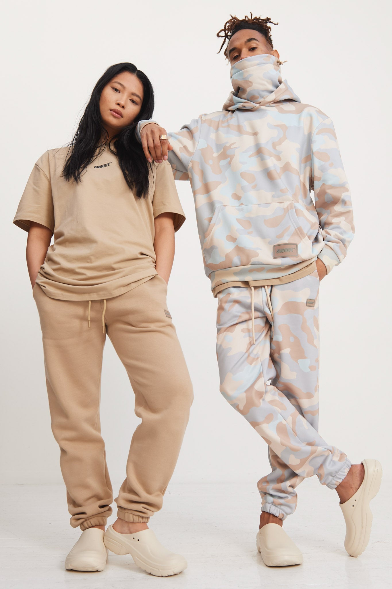CORE T-SHIRT - CAMEL